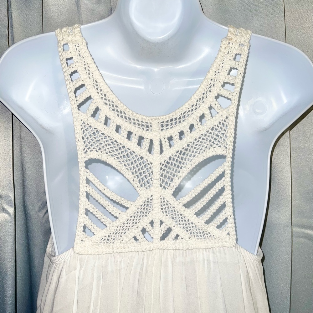 Purple Snow Ivory Crochet Cut Out Detail Flowing Layered Dress - Picture 7 of 9
